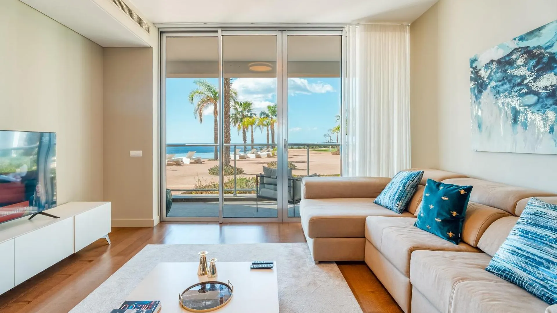 Suite Cu - Sea View - 3 Pools - Ac - Free Park - Free Gym Funchal  Apartment