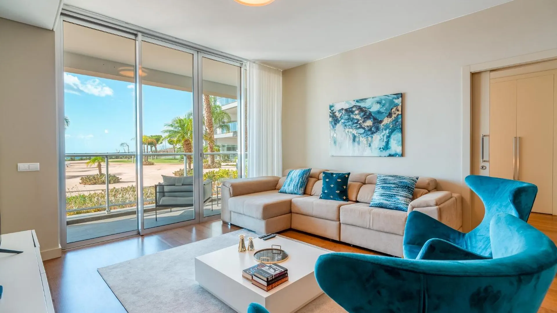 Suite Cu - Sea View - 3 Pools - Ac - Free Park - Free Gym Funchal