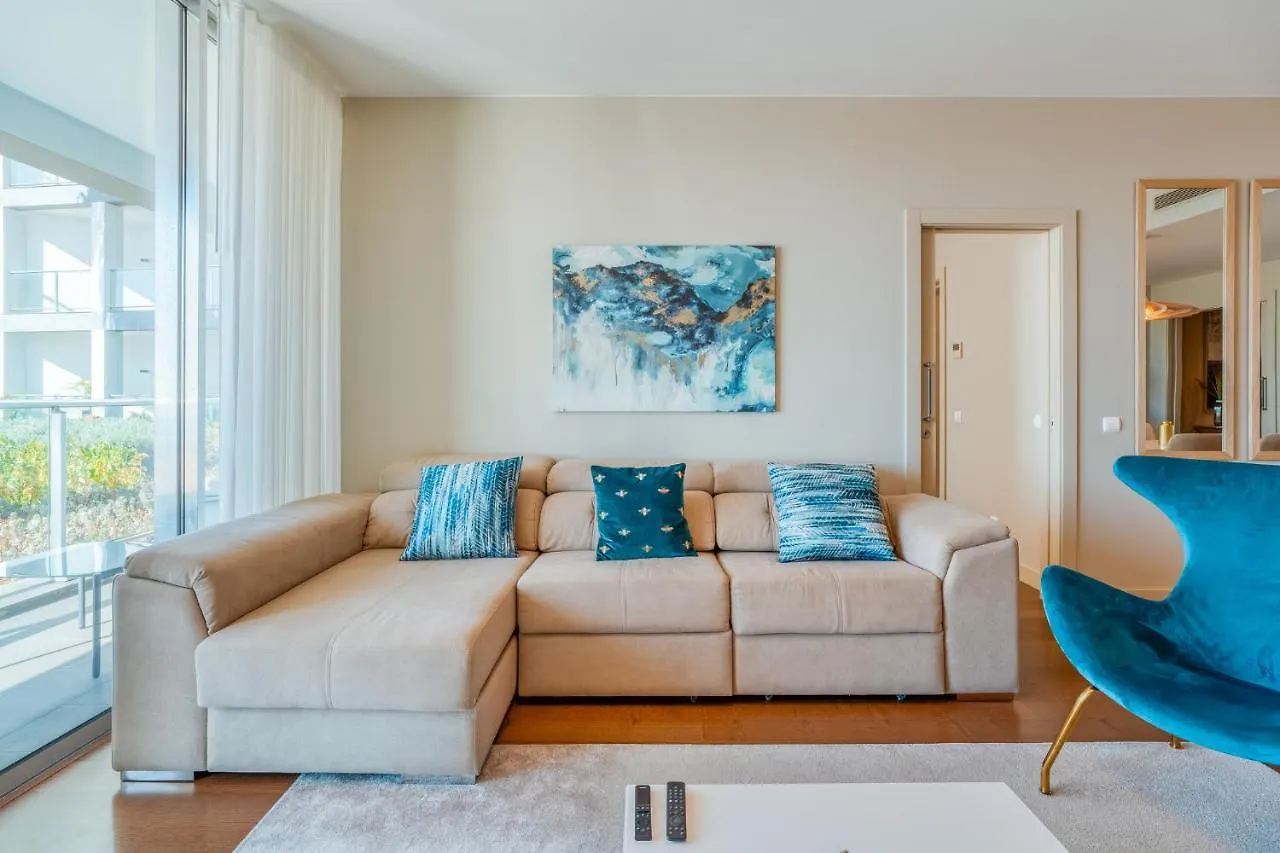 Suite Cu - Sea View - 3 Pools - Ac - Free Park - Free Gym Funchal  Apartment Funchal (Madeira)