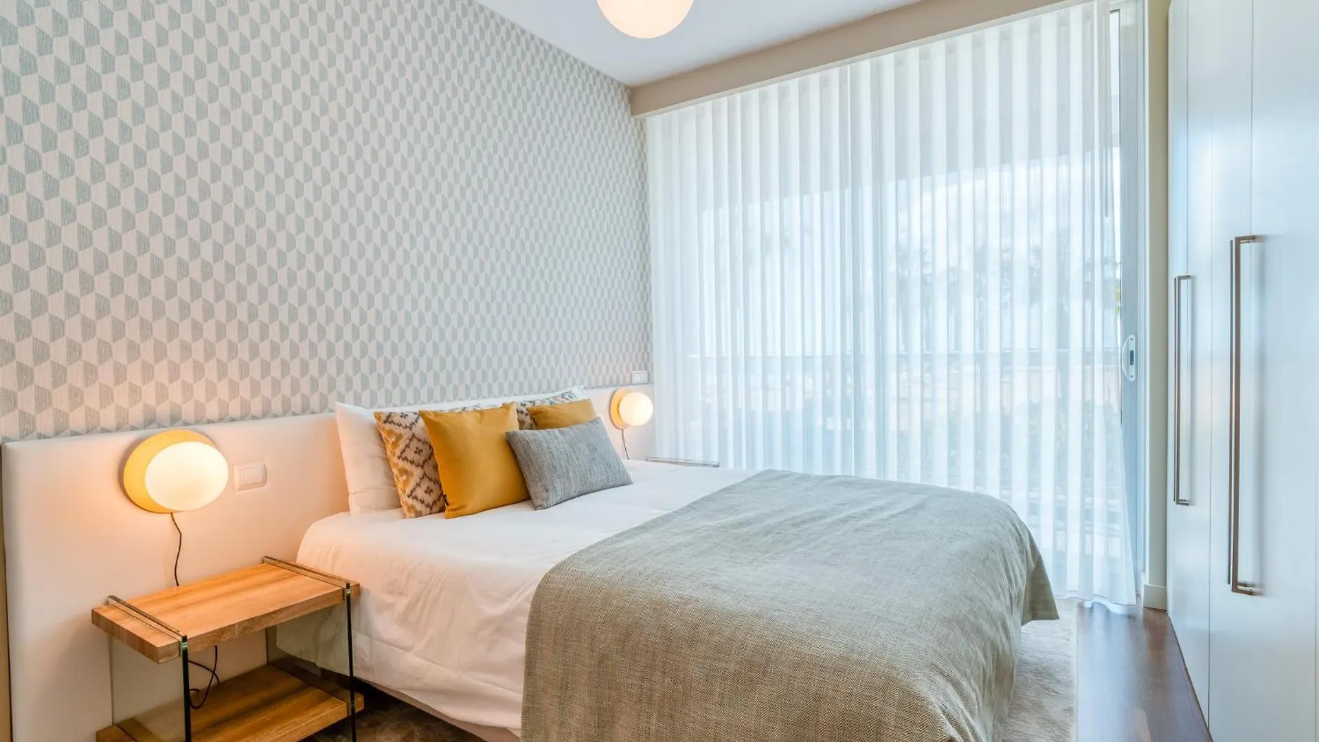 Suite Cu - Sea View - 3 Pools - Ac - Free Park - Free Gym Funchal  Apartment Funchal (Madeira)
